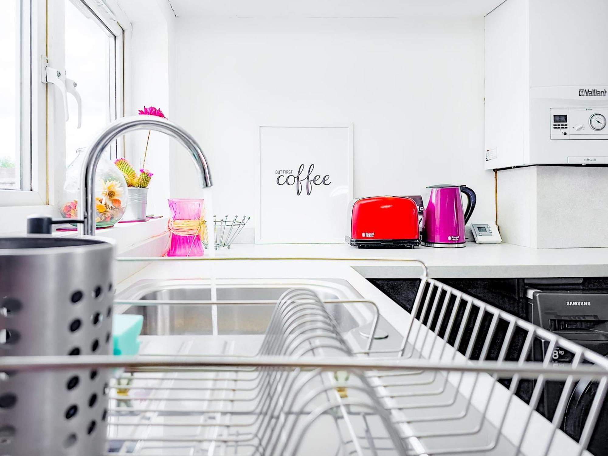 Charming London Home, Opp Arnos Grove Underground Station, Parking New Southgate Buitenkant foto