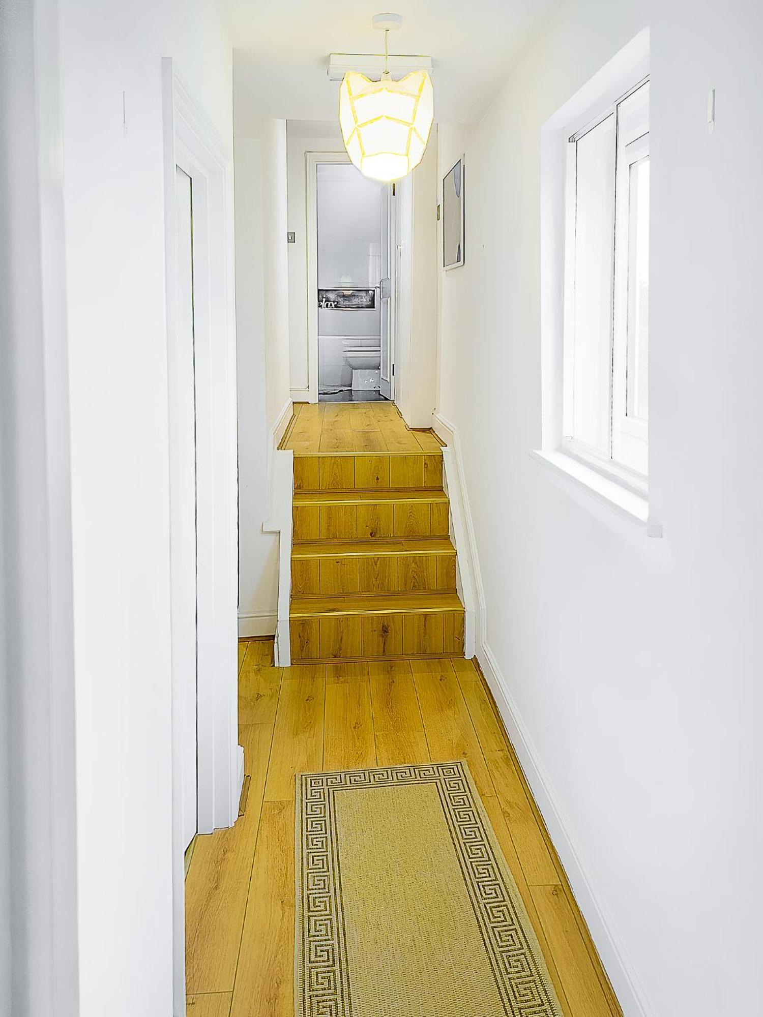 Charming London Home, Opp Arnos Grove Underground Station, Parking New Southgate Buitenkant foto